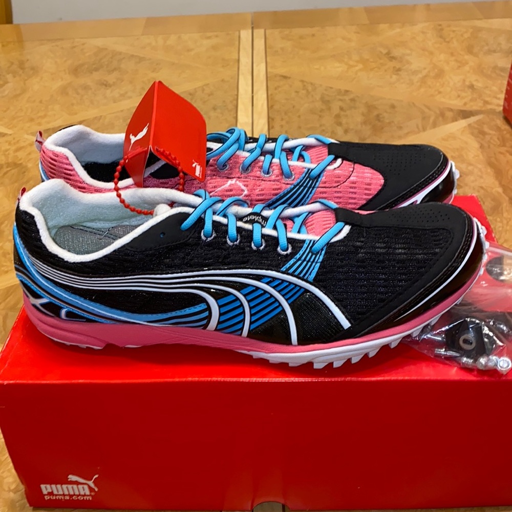 NWB!! Puma Complete Haraka XCS Cross Country women’s Spike shoes size 10…